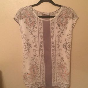 Dalia Gray and White Top